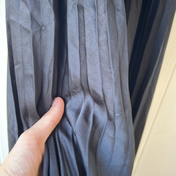 A.L.C. Aries Black Satin Open Back Pleated Formal Evening Dress Maxi Gown NWT - Picture 11 of 12